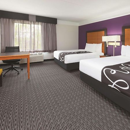 La Quinta By Wyndham St. Louis Westport Hotel Maryland Heights Exterior photo