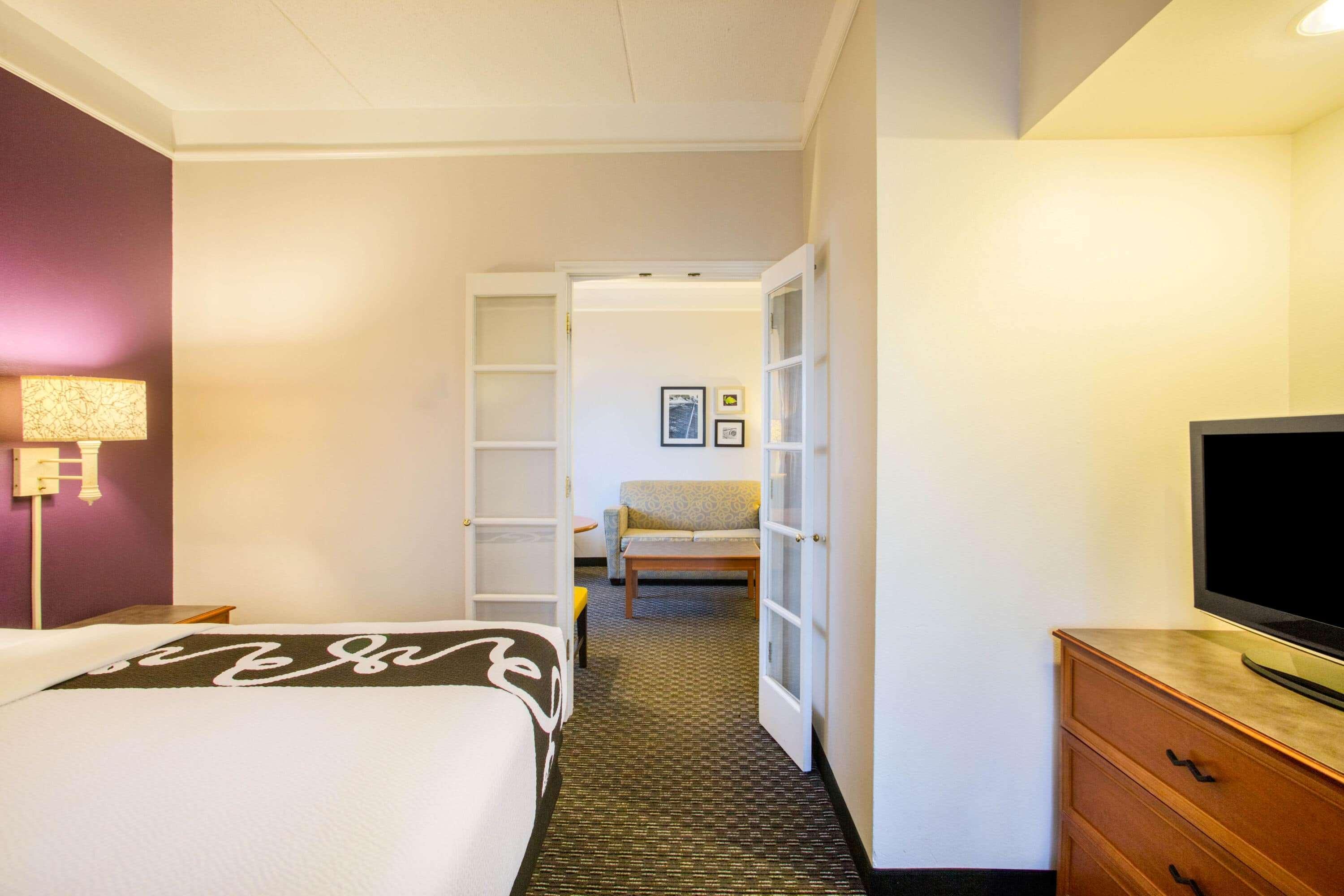 La Quinta By Wyndham St. Louis Westport Hotel Maryland Heights Exterior photo