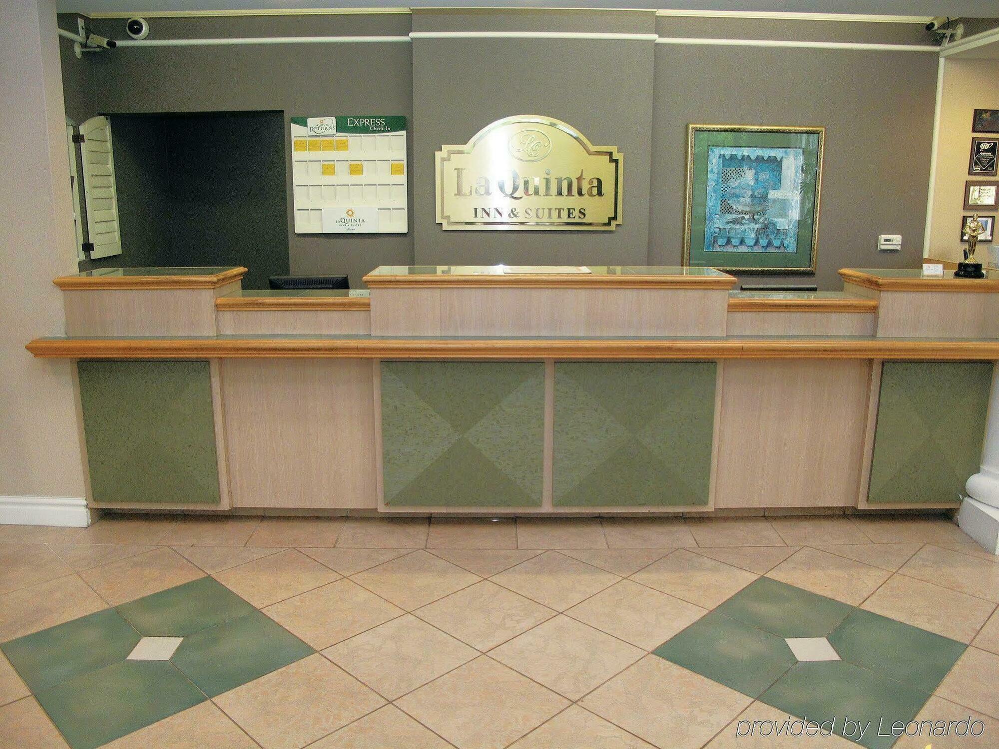 La Quinta By Wyndham St. Louis Westport Hotel Maryland Heights Exterior photo