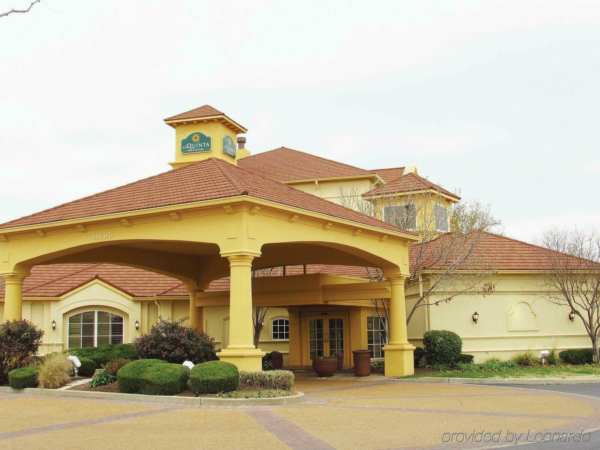 La Quinta By Wyndham St. Louis Westport Hotel Maryland Heights Exterior photo